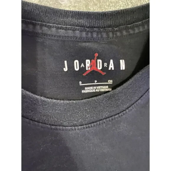 JORDAN Holiday Plaid Black T-Shirt Nike Sz Small DV1433-010 - Picture 2 of 7